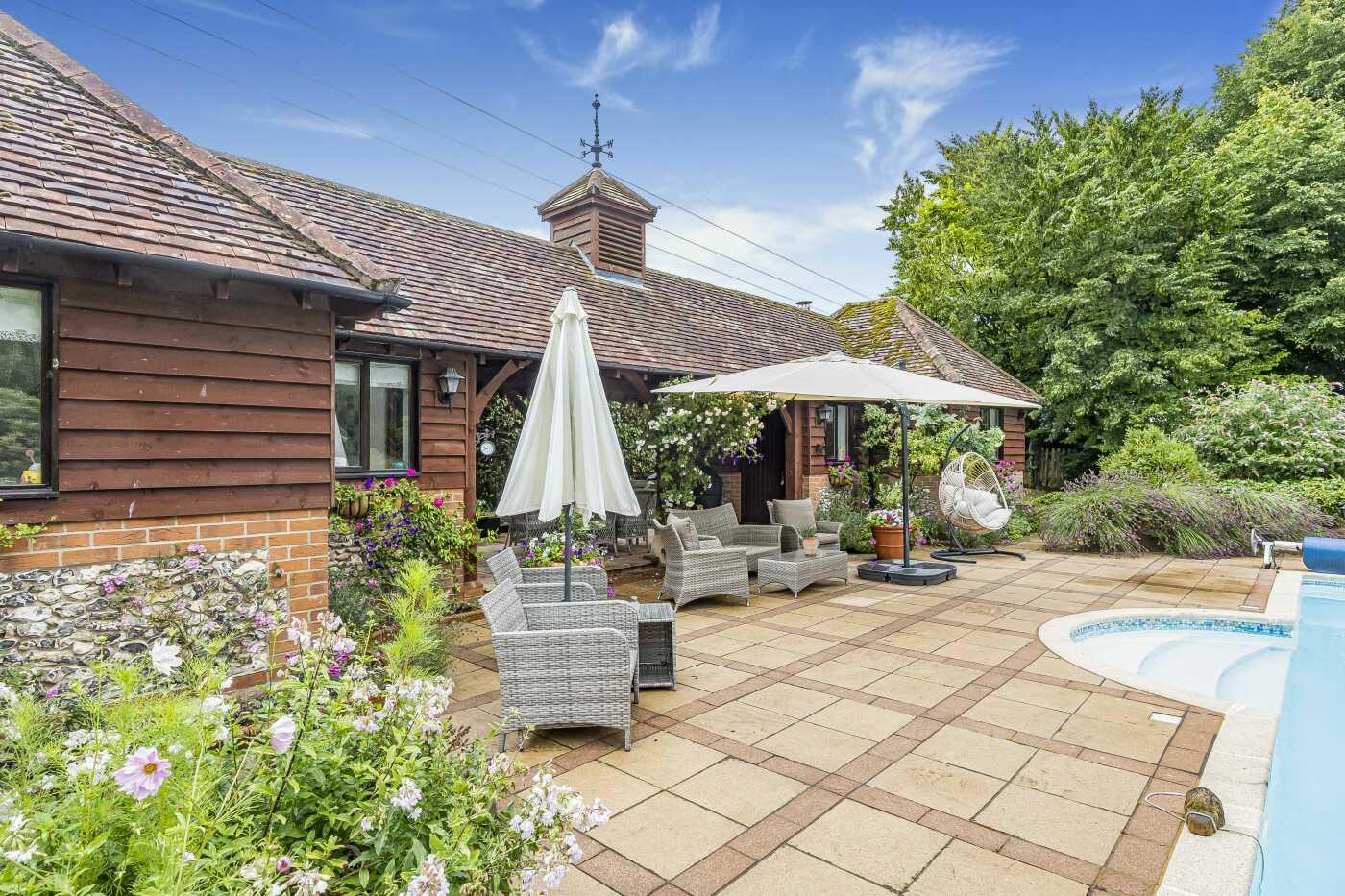 Skirmett, Henley-On-Thames